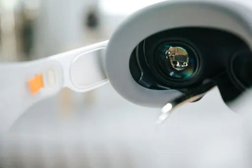 Умные очки в каждый дом: Apple хочет сделать свой новый гаджет максимально массовым аксессуаром Умные очки в каждый дом: Apple хочет сделать свой новый гаджет максимально массовым аксессуаром