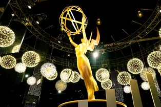 Лучшие сериалы года: кто получил премию «Эмми 2026» Лучшие сериалы года: кто получил премию «Эмми 2026»