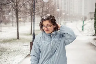 «Зимняя жара» и рекордные морозы: жителей России испытают сразу две погодные аномалии