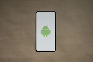Google представила масштабное ИИ-обновление Android: что изменится для пользователей Google представила масштабное ИИ-обновление Android: что изменится для пользователей