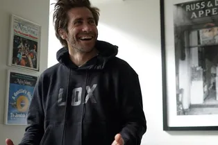 «Это было пыткой»: Джейк Джилленхол рассказал о съемках интимных сцен с Дженнифер Энистон «Это было пыткой»: Джейк Джилленхол рассказал о съемках интимных сцен с Дженнифер Энистон