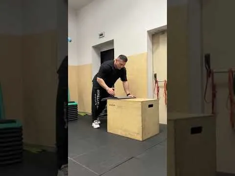 Нажми и смотри