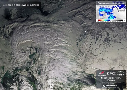 Снимок снежного циклона в Москве из космоса