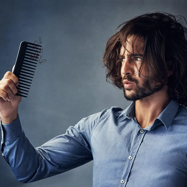 Как справиться с выпадением волос: 9 средств для их сохранения и укрепления