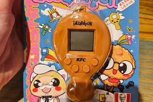 KFC выпустил тамагочи в виде куриной ножки и открыл для него магазин в стиле Apple