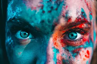 Что цвет глаз говорит о вашем здоровье: проверьте себя простым способом