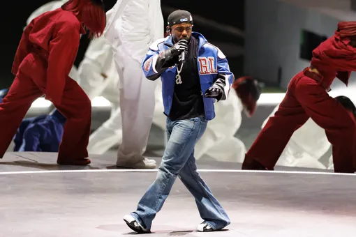 Клеши Кендрика Ламара и скандал с Сидни Суини: главные модные итоги 2025 года Клеши Кендрика Ламара и скандал с Сидни Суини: главные модные итоги 2025 года