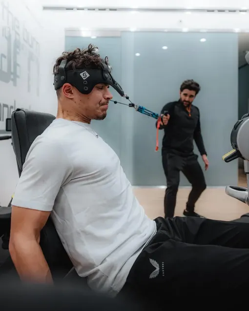 Тренировка гонщика Формулы-1 Ландо Норриса