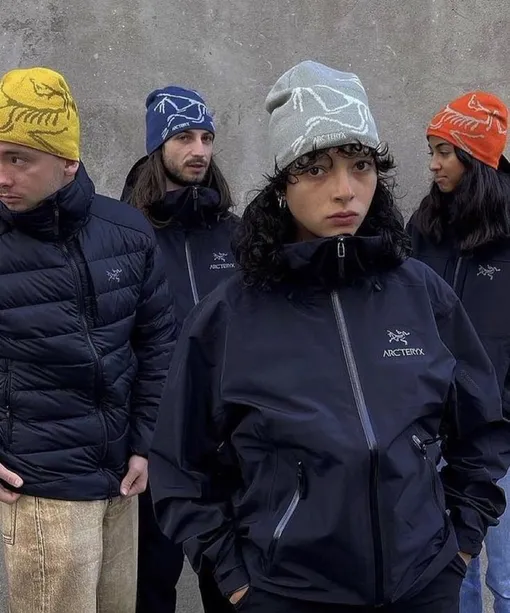Шапки Arc’teryx стали бестселлером в 2026 году Шапки Arc’teryx стали бестселлером в 2026 году