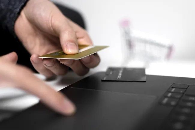 Вашу карту могут заблокировать уже сегодня: за какие переводы банки теперь отключают карты