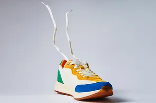 Один раз купить и носить везде: как выбрать мужские кроссовки на каждый день Один раз купить и носить везде: как выбрать мужские кроссовки на каждый день