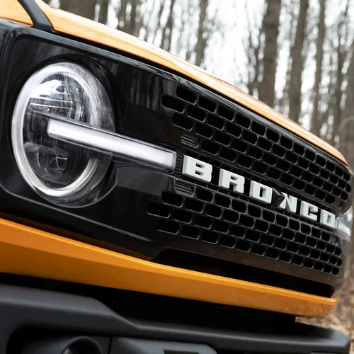 Ford анонсировал дешевые автомобили: в линейку войдут бюджетный пикап и кроссовер