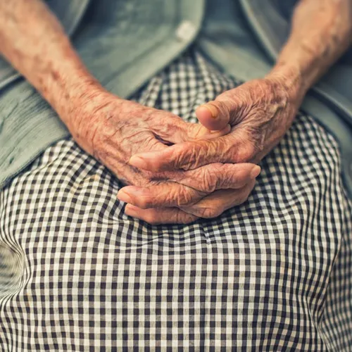 Победители рака: у людей старше 110 лет нашли необычную особенность
