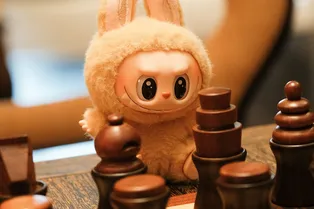 Россияне обожают «Лабубу»: за полгода на популярные игрушки потратили больше двух миллиардов рублей Россияне обожают «Лабубу»: за полгода на популярные игрушки потратили больше двух миллиардов рублей