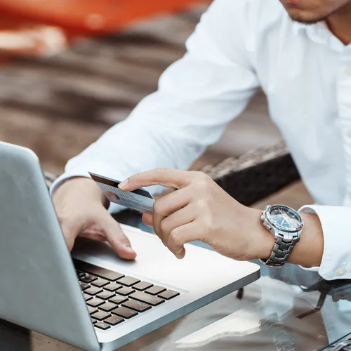 Илона Маска не остановить: после мессенджера он запускает собственный онлайн-банк