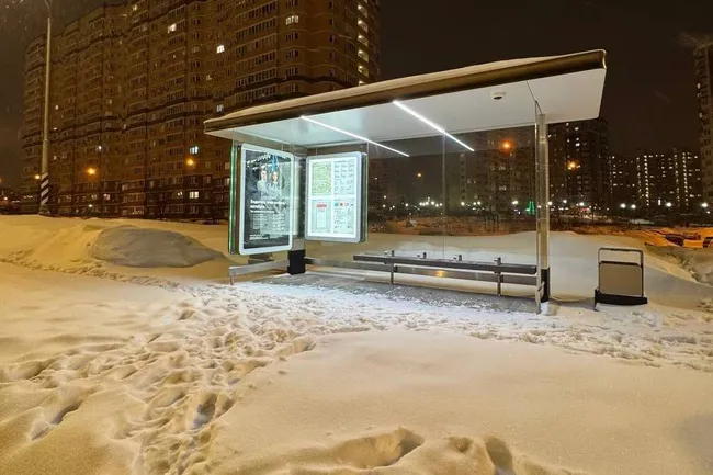 Рекордные снегопады привели к транспортному коллапсу в Москве: какая сейчас ситуация на дорогах