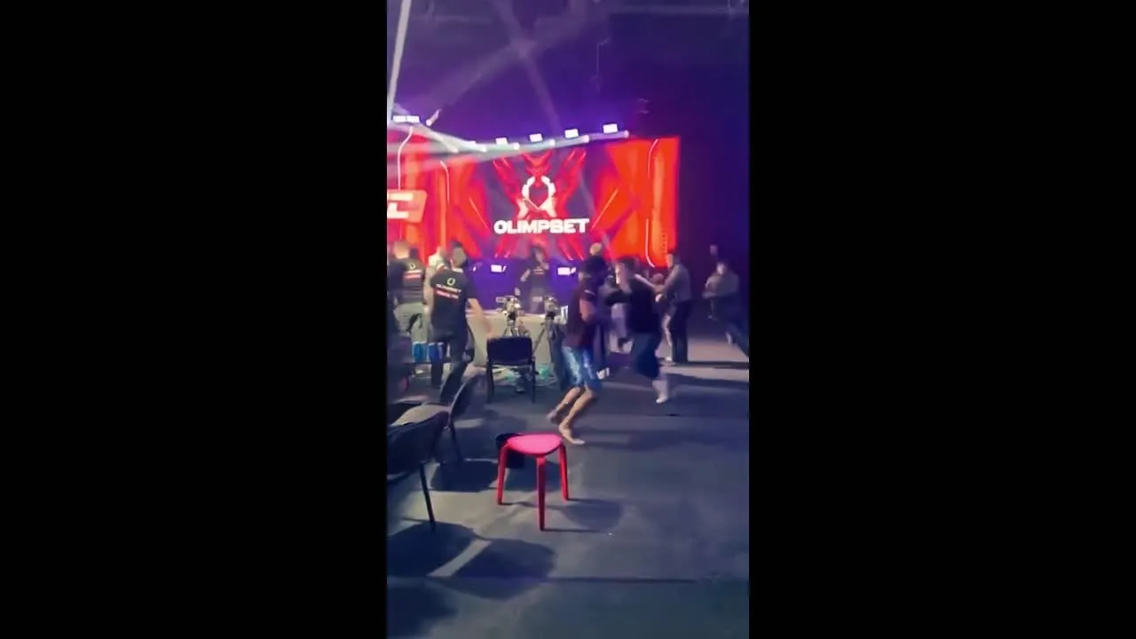 Нажми и смотри Нажми и смотри