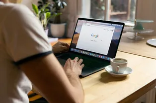 Google рекомендует срочно обновить Chrome: в чем проблема? Google рекомендует срочно обновить Chrome: в чем проблема?