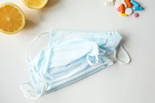 Иммунитет пожилых людей лучше реагирует на бессимптомную форму COVID-19 — исследование Иммунитет пожилых людей лучше реагирует на бессимптомную форму COVID-19 — исследование