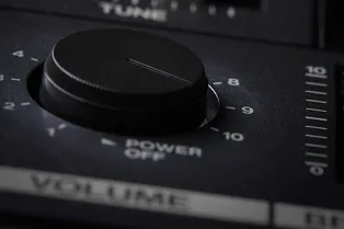 Шум помогает справляться с одиночеством, говорят ученые