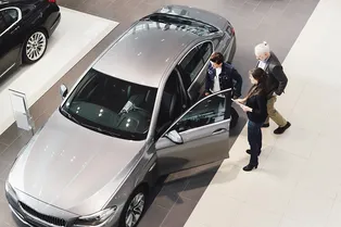 Цены достигли исторического максимума: купить машину сегодня нереально?