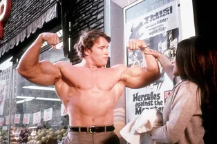 6 мощнейших упражнений для грудных мышц от Шварценеггера