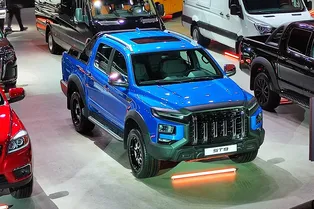 В России стартуют продажи новой флагманской модели Sollers: авто на основе китайского пикапа от JAC будут собирать