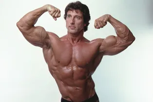 Как сохранить рельефность тела до старости: 5 советов по фитнесу от 82-летнего Мистера Олимпии Фрэнка Зейны