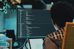 Увольнять будут всех: эксперт предупредил о массовых увольнениях в России в ближайшее время Увольнять будут всех: эксперт предупредил о массовых увольнениях в России в ближайшее время