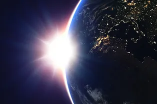 Земле угрожают взрывные центры: штормить будет все выходные?