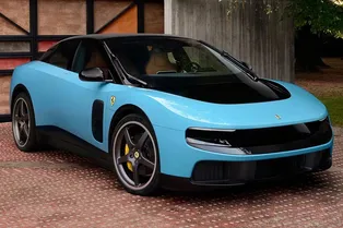 «iPhone на колесах»: почему над первым электрокаром Ferrari за 46 млн рублей смеется весь мир «iPhone на колесах»: почему над первым электрокаром Ferrari за 46 млн рублей смеется весь мир