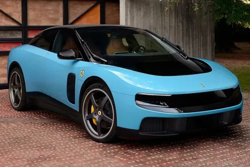 «iPhone на колесах»: почему над первым электрокаром Ferrari за 46 млн рублей смеется весь мир «iPhone на колесах»: почему над первым электрокаром Ferrari за 46 млн рублей смеется весь мир