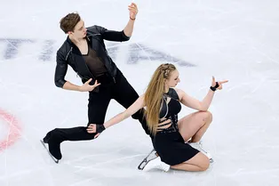 Выступление фигуристов под ИИ-трек возмутило зрителей: почему они недовольны, но спортсмены не могут поступать иначе?