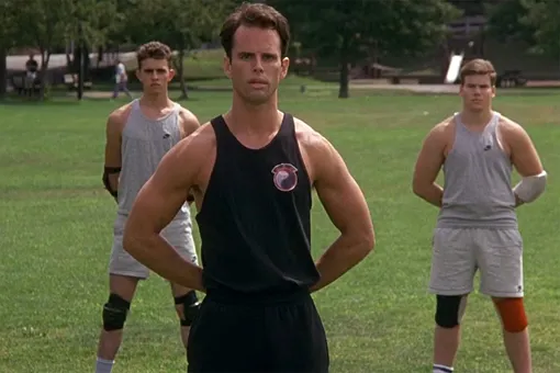 Уолтон Гоггинс в фильме «Парень-каратист 4» (1994) Уолтон Гоггинс в фильме «Парень-каратист 4» (1994)