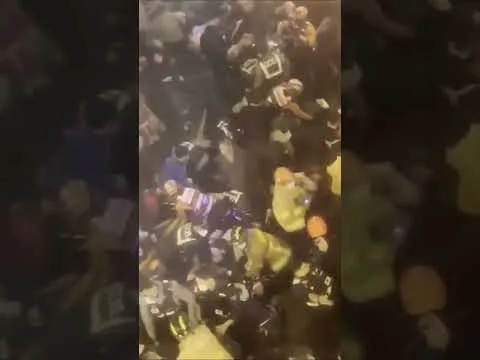 Нажми и смотри