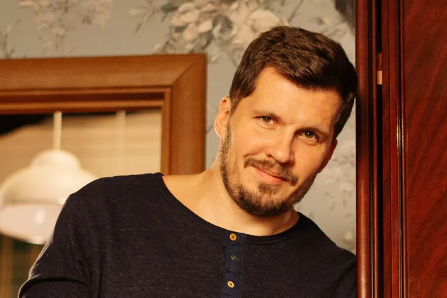 «Мужчина должен держать слово»: интервью с актером Сергеем Канаевым