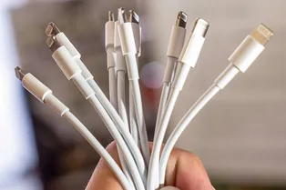 Россиян лишаются iPhone из-за блокировки Telegram: смартфоны не выдерживают нагрузки из-за VPN