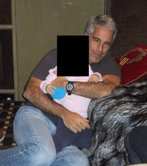 Эпштейн с неизвестным ребенком