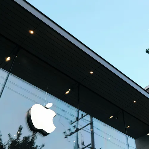 Из Apple продолжают «утекать» мозги: компанию покинуло сразу несколько высококлассных специалистов по ИИ