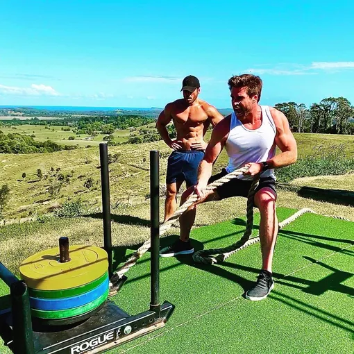 Тренировка Лиама Хемсворта Лиам Хемсворт