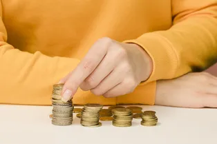 Рубль ждет «магическая девальвация» сразу после выборов? Чего стоит опасаться россиянам на самом деле Рубль ждет «магическая девальвация» сразу после выборов? Чего стоит опасаться россиянам на самом деле