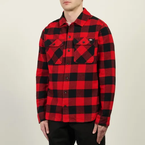 Dickies, 7290 руб. Красный цвет в мужском гардеробе