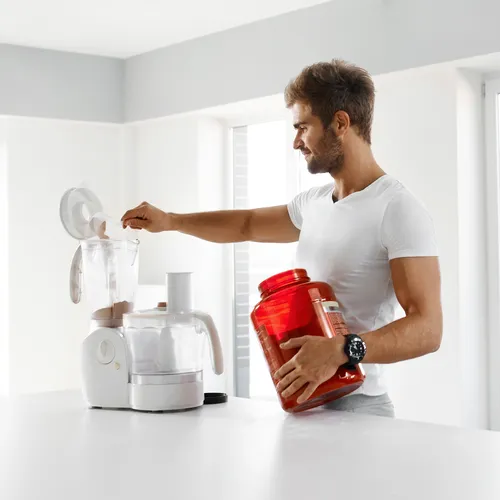 Все вышло из-под контроля: как протеиновые коктейли превратились в многомиллиардную и часто опасную индустрию