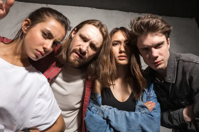 Поколение транжир: почему зумеры будут нищими через 10 лет?