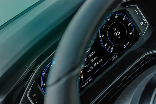 Ошибка в одну «лошадь» — миллион рублей: утильсбор на гибриды и электрокары начали считать по-другому Ошибка в одну «лошадь» — миллион рублей: утильсбор на гибриды и электрокары начали считать по-другому