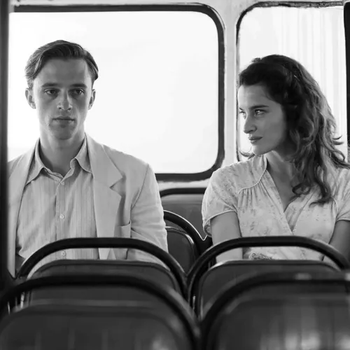 Новый «Крик», Камю и едкая сатира на богатых: 5 фильмов, ради которых стоит выбраться в кино в марте