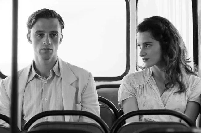 Новый «Крик», Камю и едкая сатира на богатых: 5 фильмов, ради которых стоит выбраться в кино в марте