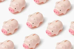 Самое экономное поколение: почему зумеры бросились массово копить деньги