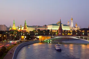Без танков, техники и интернета: как будут праздновать 9 Мая в Москве
