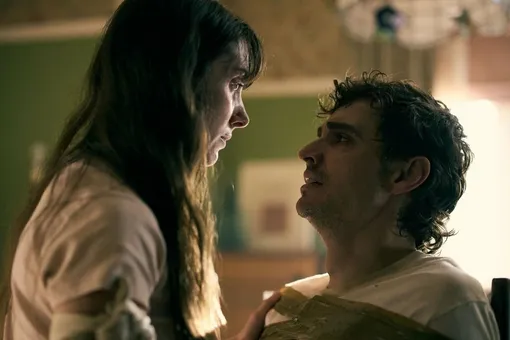 Из хоррора в комедию: что не так с фильмом «Одно целое»